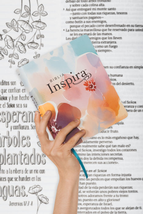 Biblia Inspira Floral - NTV