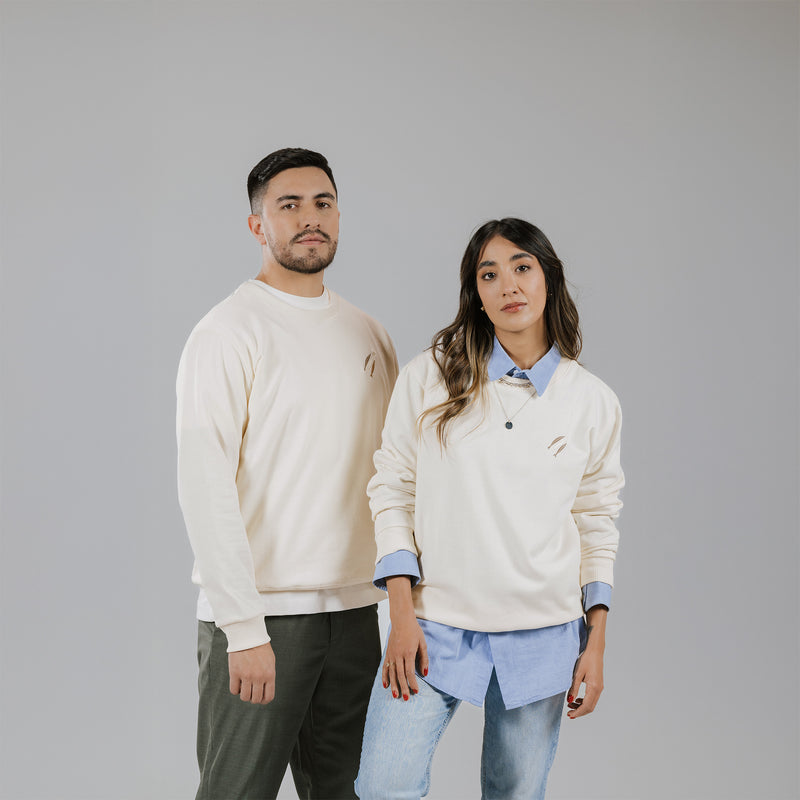 Buzo The Chosen Cuello Redondo Tres Peces Beige