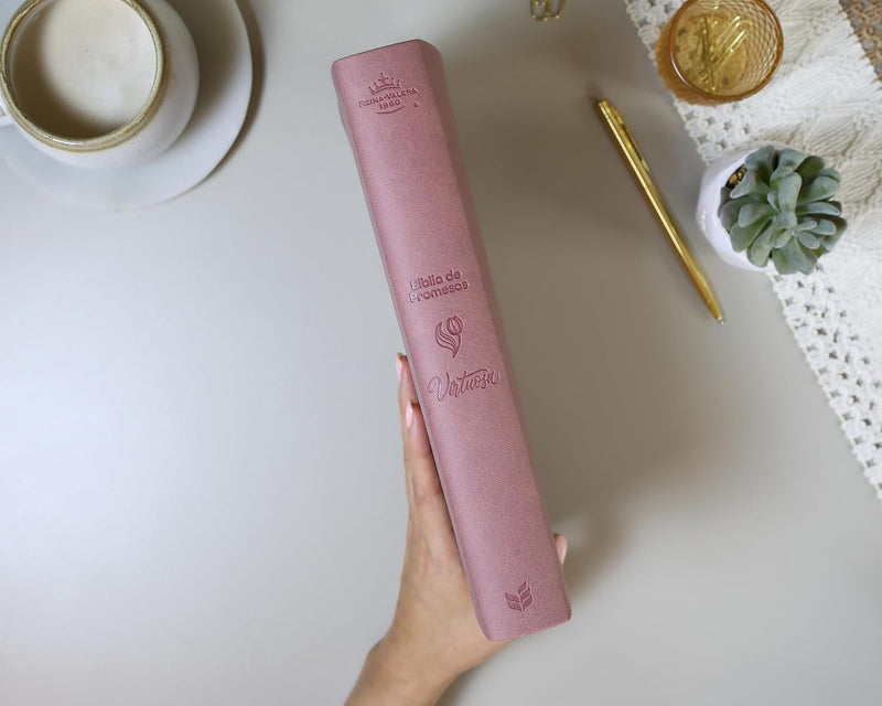 Biblia de Promesas Devocional , Virtuosa, Letra gigante, Piel especial, Rosa - RVR 1960