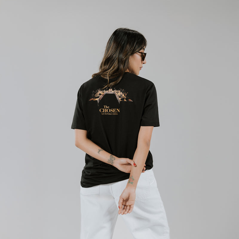 Camiseta The Chosen - La Mesa Está Puesta Negro