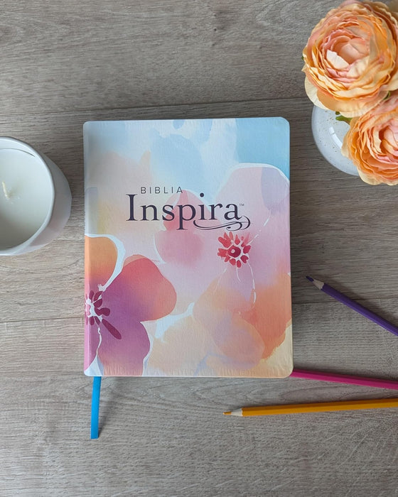 Biblia Inspira Paraíso Floral - Tapa Dura NTV con Filament