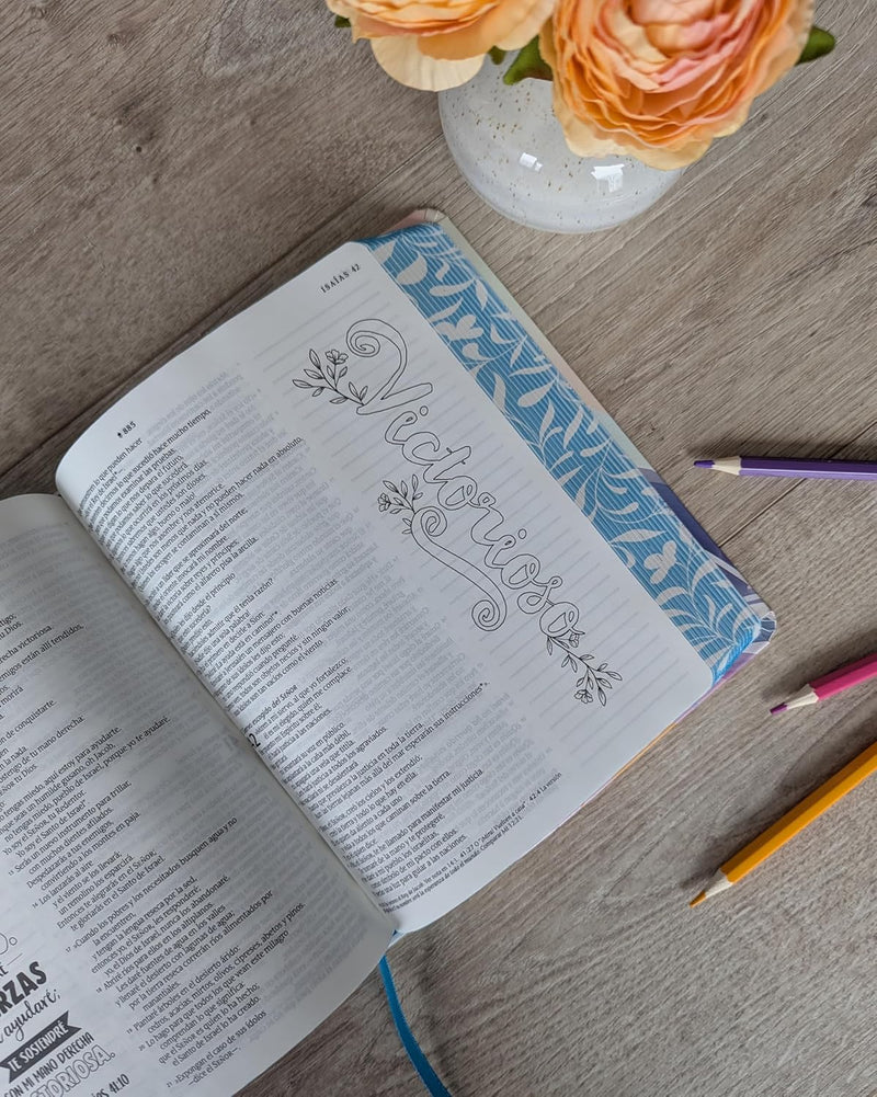 Biblia Inspira Paraíso Floral - Tapa Dura NTV con Filament