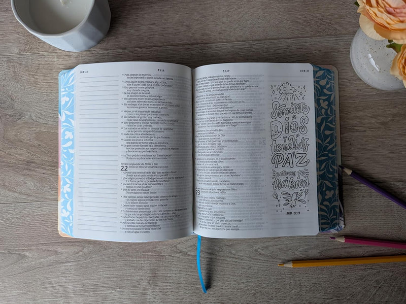 Biblia Inspira Paraíso Floral - Tapa Dura NTV con Filament