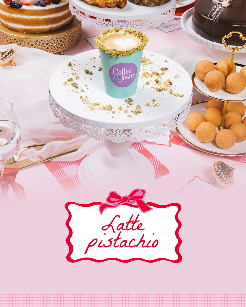 Latte Caliente de Pistacho - Edición Navideña