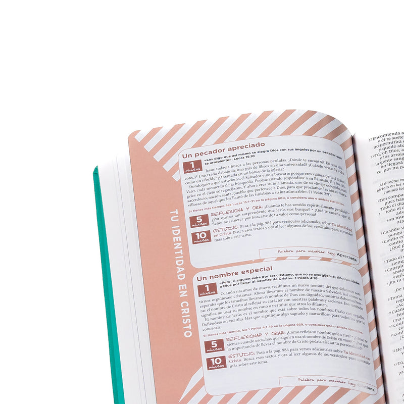 Biblia de la Mamá Ocupada Turquesa con Devocionales - NVI