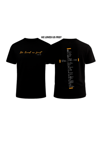 Camiseta He loved us first, color negra