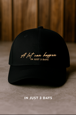 Gorra In just 3 days, color negra