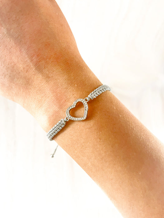 Pulseras nudo plano y dije de corazón