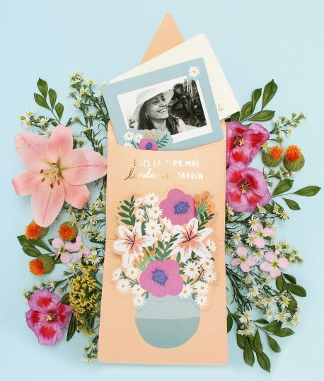 Tarjeta floral pop up- Afable